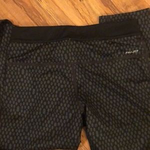Nike Pants - Too small on me Nike Pants - Too small on me
